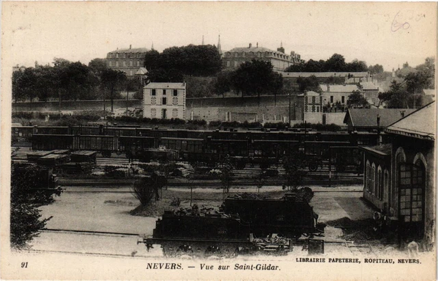 CPA NEVERS - Vue sur St-Gildar (293042)
