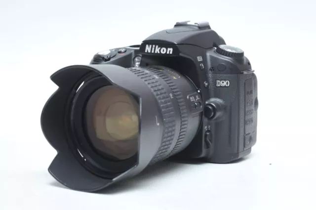 Nikon D90 12.3MP DX-Format CMOS Digital SLR Camera W/ AFS 18-70mm f3.5-4.5G Lens