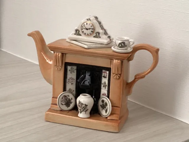 Portmeirion miniature decorative collectable tea pot - Fireplace