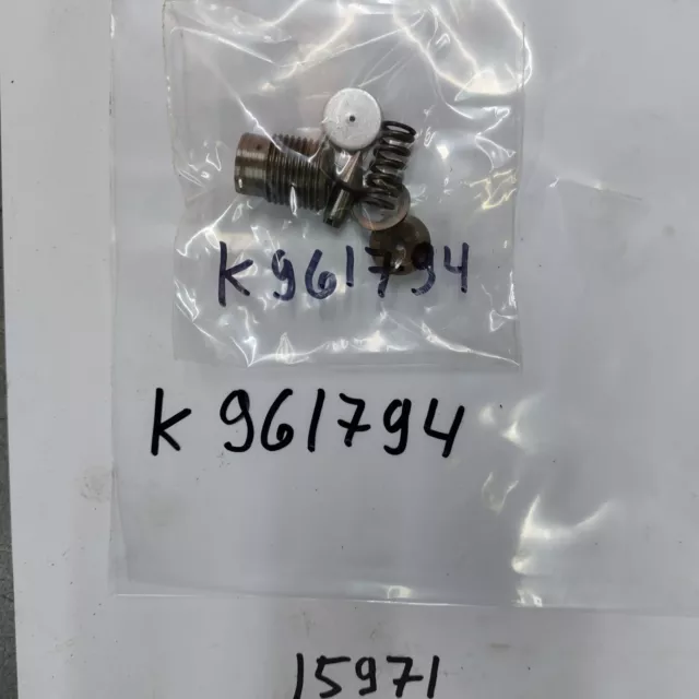 NOS NEW TRACTOR PARTS K961794 VALVE fit David Brown 1194, 880A, 880B, 1290, 129 NOS NEW TRACTOR PARTS K961794 VALVE fit David Brown 1194, 880A, 880B, 1290, 129