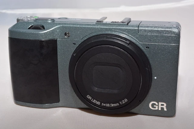 RICOH GR Limited Edition 【Shutter count:2,237】Near Mint in BOX From JAPAN Seller 2
