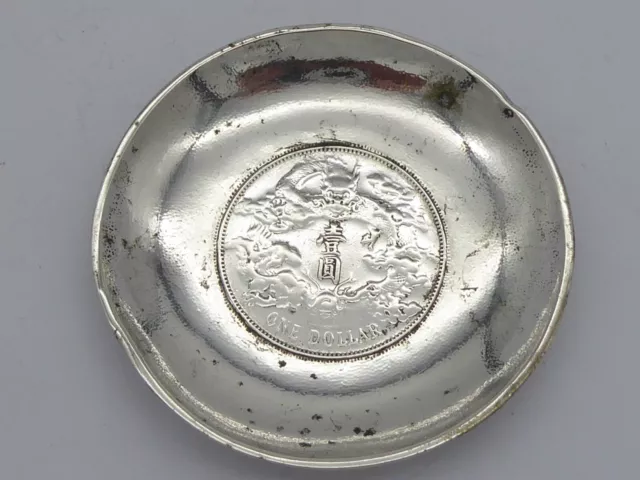 RARE ANTIQUE CHINESE SOLID SILVER ONE DOLLAR DRAGON COIN ASHTRAY PIN DISH 50 g RARE ANTIQUE CHINESE SOLID SILVER ONE DOLLAR DRAGON COIN ASHTRAY PIN DISH 50 g