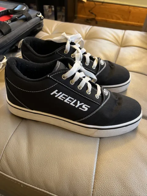 Heelys Pro 20 Mens Size 9 HES10393 Skate Shoes Roller Sneakers