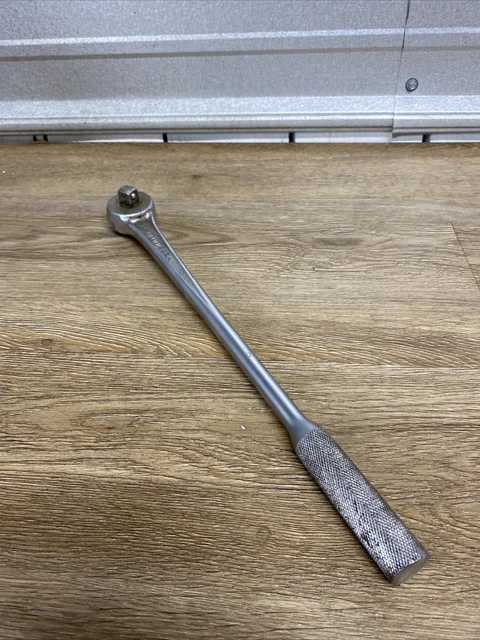 J.H. Williams S-53 Super-Ratchet 15" Long -Tooth 1/2" Drive J.H. Williams S-53 Super-Ratchet 15" Long -Tooth 1/2" Drive