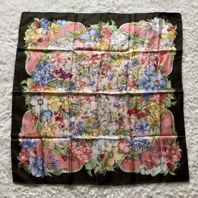 AUTHENTIC GUCCI FLOWER Pattern Multicolor Scarf 86cm Silk From Japan ...