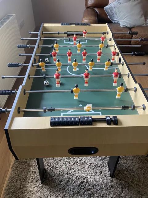 Folding table Football With 3 Balls.