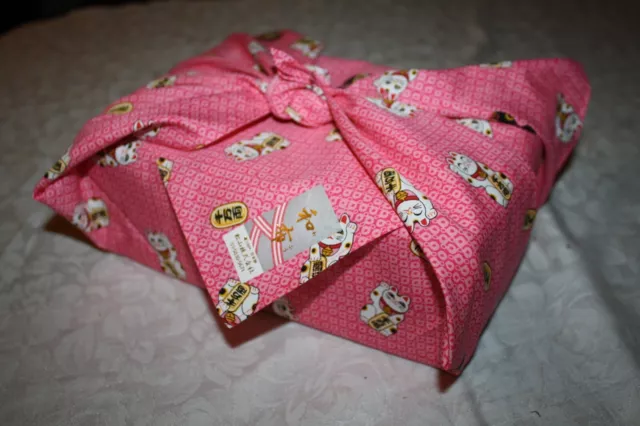 Furoshiki Japanisches Wickeltuch Kanoko Manekineko Glücksbringer-Kater 鹿子小判　rosa