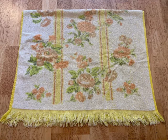Vintage Cannon USA Cotton Yellow Green Orange Flowers Fringe Bath Towel 34x21"