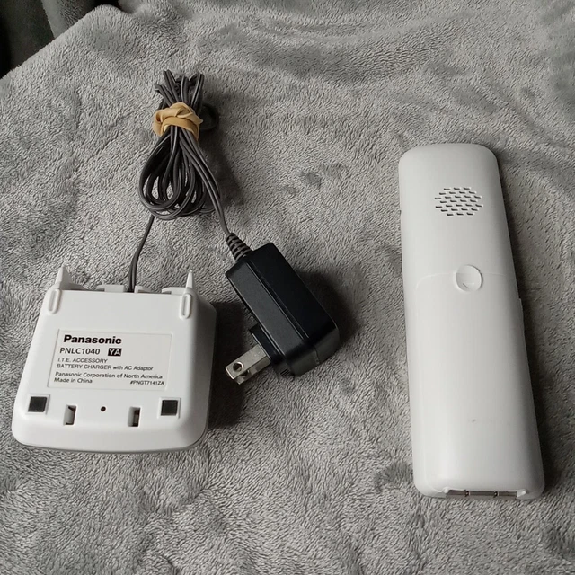 PANASONIC KXTGFA30 WIRELESS Handset w/ Base & Adapter PNLC1040