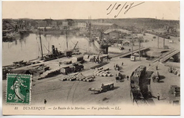 DUNKERQUE - NORD - CPA 59 - le bassin de la marine - train - bateaux