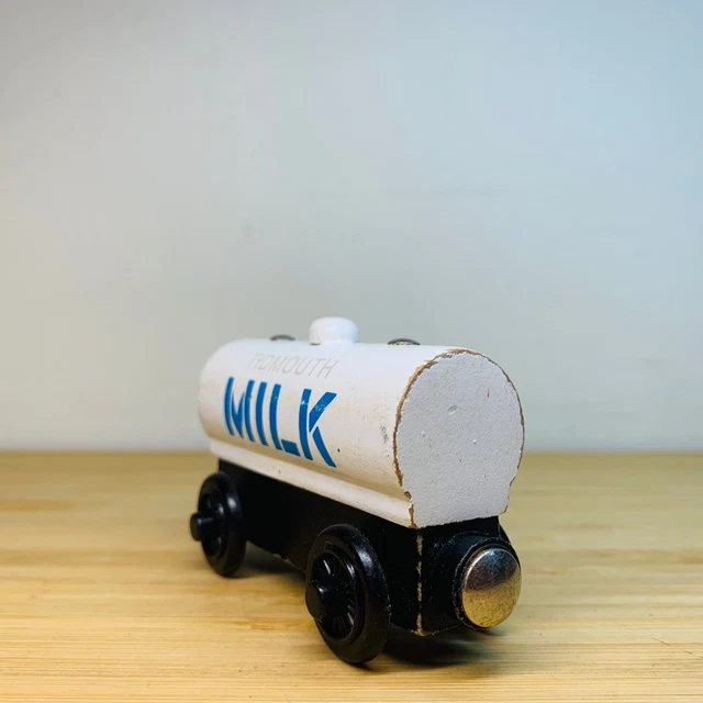 Milk Engine TIDMOUTH MILK TANKER - Thomas The Tank Engine & Friends Wooden Railway ...