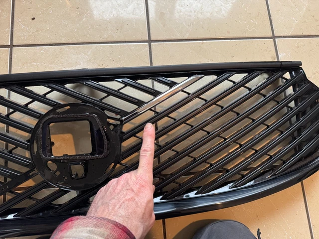 2025 Volvo  XC90 S90 Front Grill Chrome UPPER Facelift Genuine 32409183