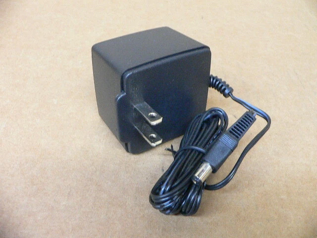 SEIKO INSTRUMENTS AC 12V 1A Adapter Charger AA-121A