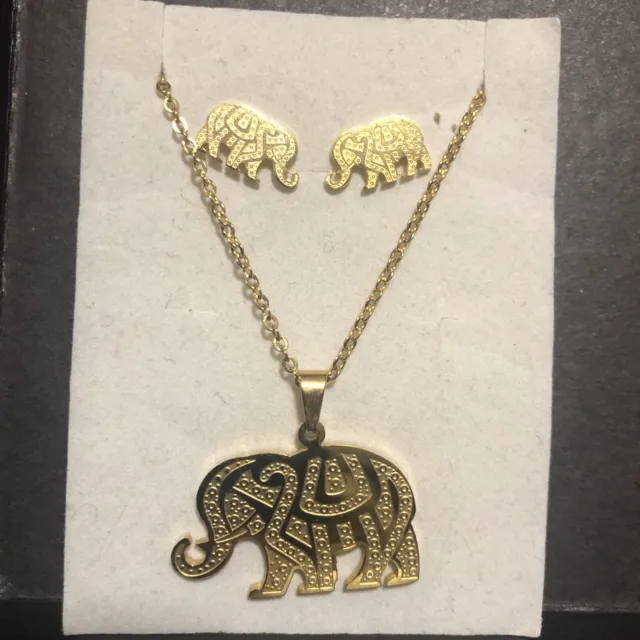 Set I Gold Tone Necklace And Earrings Elephant Shaped