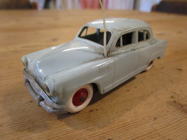 742X RARE JOUET Vintage Gégé France Châssis du Coffret Simca 9 Aronde Bleu 1:18 EUR 37,60 - FR