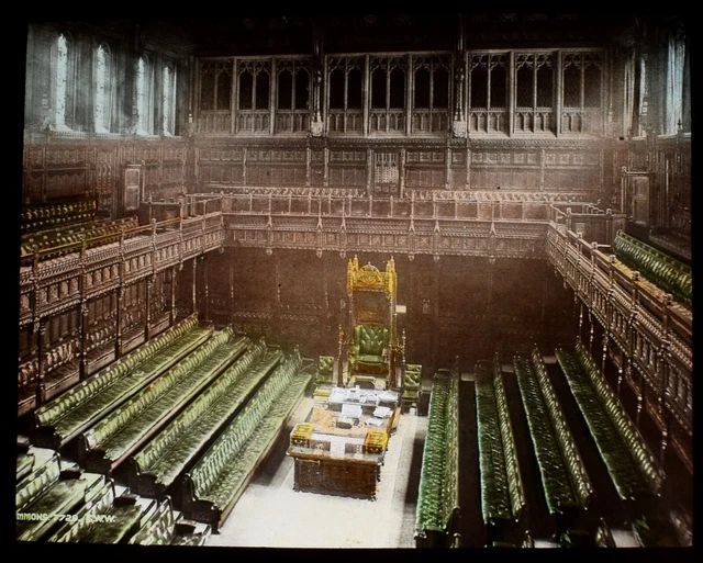 LONDON - THE HOUSE OF COMMONS C1890 OLD VICTORIAN PHOTOGRAPH Magic Lantern Slide