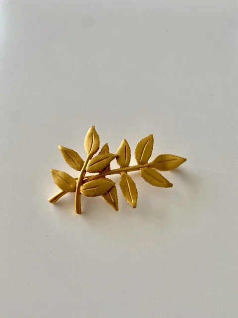 Broche signée JJ vintage dorée feuilles