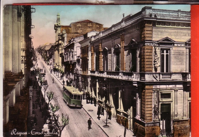 Cartolina  Ragusa  Acqu  Viaggiata  1956 Corso Italia Con Bus