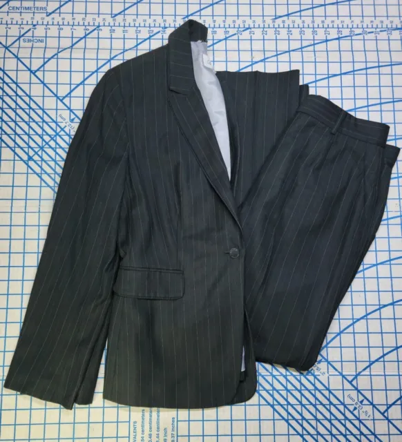 Calvin Klein 2-piece Suit Set, Pants, and Blazer Size 10P, Striped