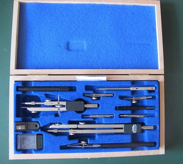 Staedtler Mars Basic 559 C07 – Set Compas Technique 7 Pièces Avec Tire-Ligne, Balustre, Mines – Précision Pro