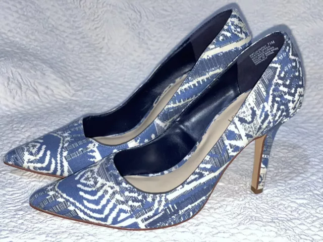 Nine West Women's Jackpot Pumps 7.5 M Blue & White Aztec Tribal Print