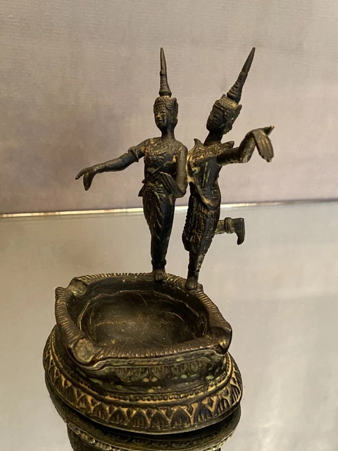Cendrier en bronze aux danseuses Khmer Cambodge 4