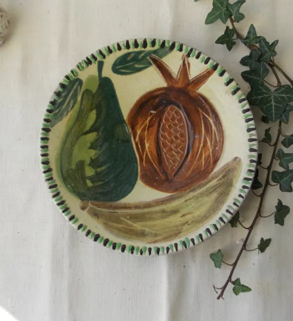 Ancienne Assiette En Gres Decor De Fruits Signee