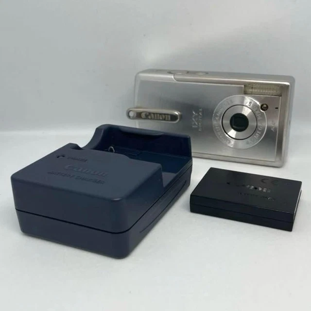 CANON IXY DIGITAL L PC1060 Compact Digital Camera with Accessories