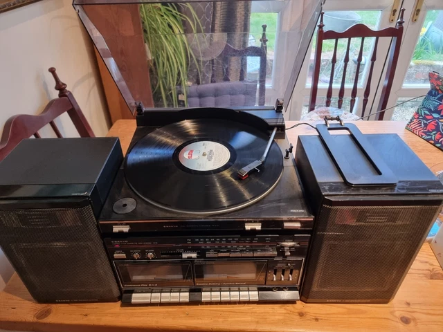 SANYO DCX W10 Stereo Twin Cassette Midi System With Turntable