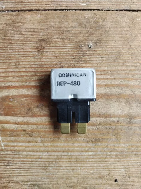 Chrysler Interruttore automatico 12v 25amp 4527053