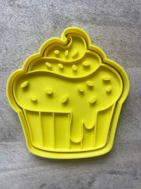 Cupcake Cookie Cutter  & Embosser Biscuit Icing Fondant Clay Baking Clay 9cm UK