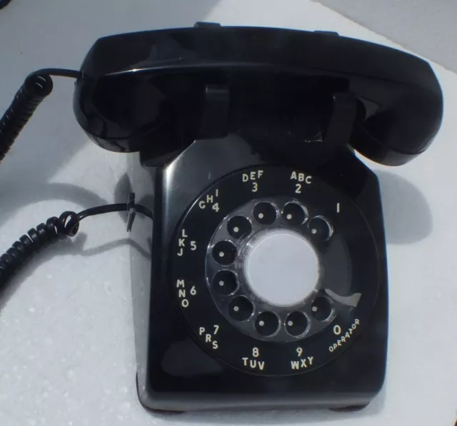 Western Electric-Bell System-Model 500 Black Desk Telephone-Looks Good-Works!!