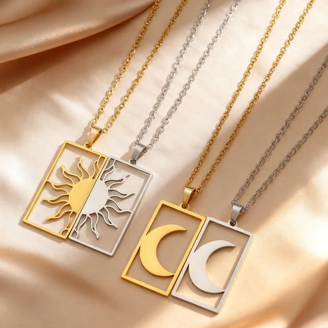 Pendentif Soleil Et Lune En Or 18 Carats Jaune Et Blanc Fichera Preziosi - Neuf Avec étiquettes, Idéal Pour Bébé