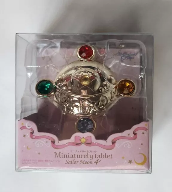 BANDAI Sailor Moon Miniaturely Tablet Wave 4 Manga Transformation Brooch (New)