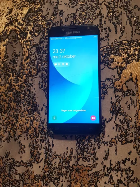 Samsung Galaxy J5 SM-J530F (2 SIM) Noir