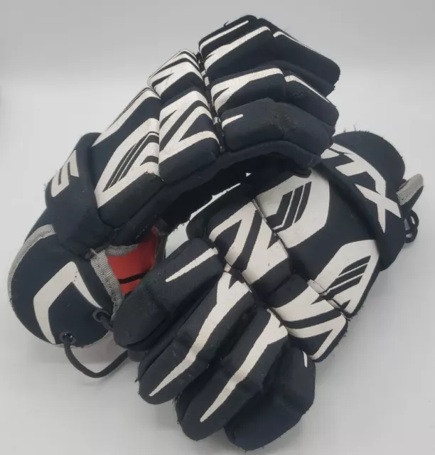 Lacrosse STX Stinger Youth Hockey Gloves. Size 12" M Black White With Red Inner Lacrosse STX Stinger Youth Hockey Gloves. Size 12" M Black White With Red Inner