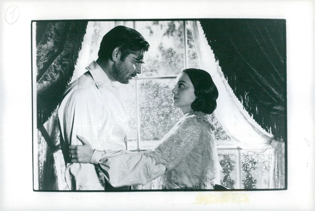 Clark Gable and Olivia de Havilland in the movi... - Vintage Photograph 1440003