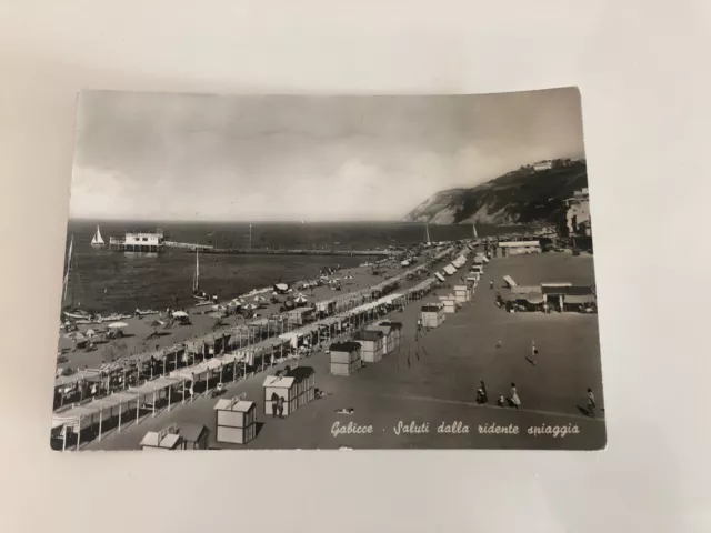 Cartolina Gabicce - Saluti dalla ridente spiaggia 1960