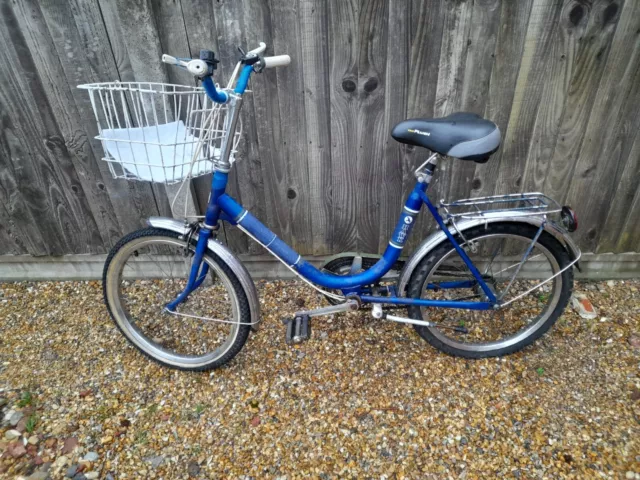 Second hand ladies store bikes with baskets