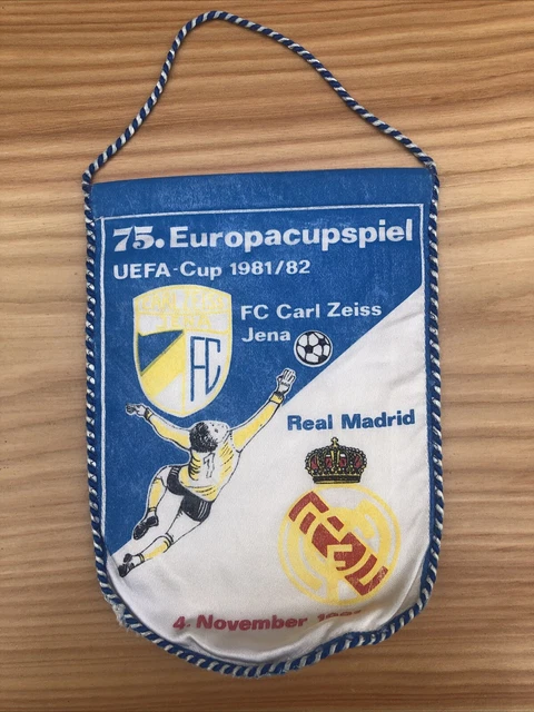 Fanion / Maillet FC Carl Zeiss Iéna – Souvenir Match 1974 (Occasion)