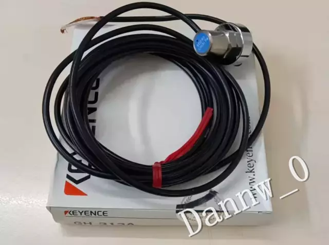 New In Box KEYENCE GH-313A Vibration sensor