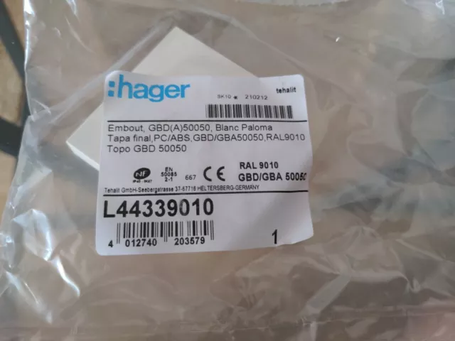 HAGER - -Embout pour GBD(A) 54x54mm en ABS  - L44339010