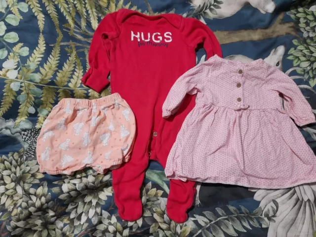 Small Bundle Baby Girls Clothes Newborn/0-1 Months Babygrow,dress,shorts