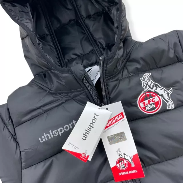 1. FC Köln Essential Puffer Hood Kinder Jacke Gr. 128 140 152 164 Neu Trikot 3