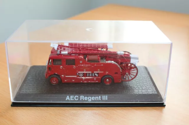 AEC Regent 111 Model Fire Engine case and stand