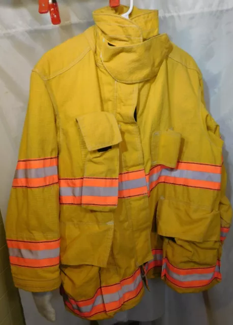 GLOBE Firefighter Turnout Bunker Jacket Outer Shell Only 42 Chest Advance  10/98