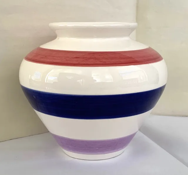 JIN FONG Art Pottery Vase. Hand Painted Stripes on White. 6.25” Tall, 1970s