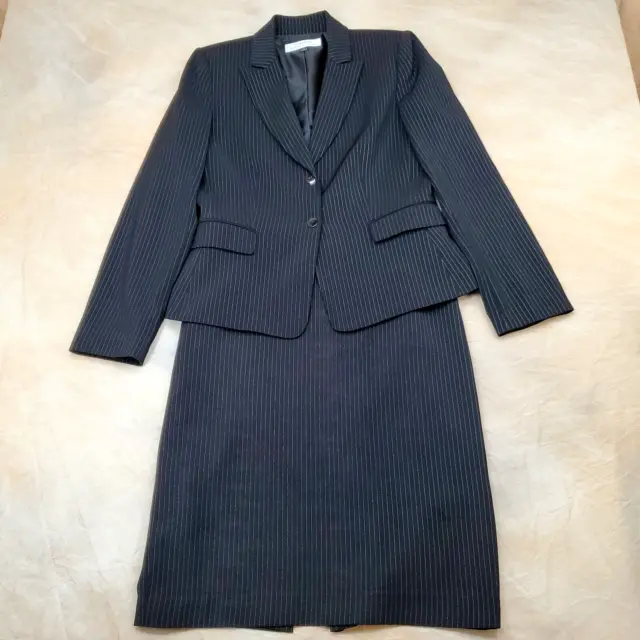 Tahari Arthur S Levine Skirt Suit Women 6 Black Pinstripe Retro Career