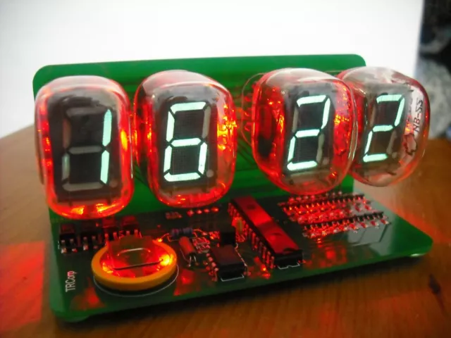 IV-22 VFD CLOCK WITH RED BACKLIGHT assembled NIXIE ERA [USB Powered]