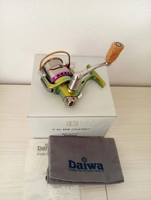 MEGABAJO DAIWA MEGABASS DAIWA TD-ITO 2506C excelente estado EUR
